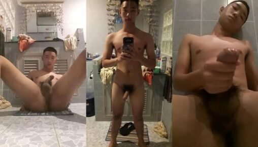 หนุ่มน้อยน้ำแตกพุ่งกระฉูดใส่กล้อง คลิปหลุดน้องศิวกร วัยรุ่นไทยหน้าตาน่ารักชักว่าวถ่ายคลิปในห้องน้ำ ควยใหญ่และเงี่ยนมาก