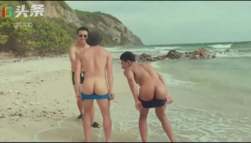 นายน้อยเดินเล่นบนชายหาดกับแบงค์บังเอิญเจอลูกค้าเก่าเลยชวนมาสนุกกันเย็ดหมู่3คน outdoorบนชายหาดก่อนจะมาเย็ดต่อที่ห้องพักซ้อน3เสียวทั้งควยทั้งตูดน้ำแตกใส่หน้า นายน้อยเดินเล่นบนชายหาดกับแบงค์บังเอิญเจอลูกค้าเก่าเลยชวนมาสนุกกันเย็ดหมู่3คน outdoorบนชายหาดก่อนจะมาเย็ดต่อที่ห้องพักซ้อน3เสียวทั้งควยทั้งตูดน้ำแตกใส่หน้า