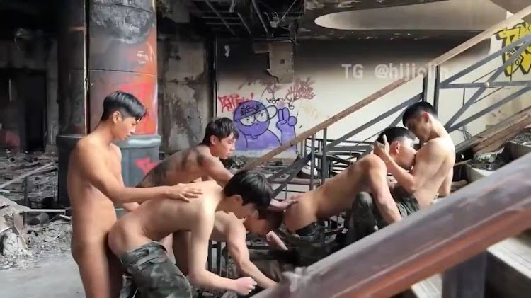 Paradise Swang x Arty x Nai x Kelvin x Dennis x Charlie.mp4 snapshot 05.06.001